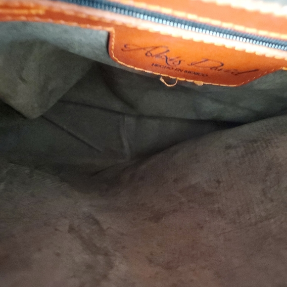 Hand Tooled Burnt Orange Leather Mexico - Picture 6 of 16